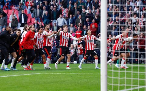 PSV Frustreert Eredivisie-rivalen met Cruciaal Gelijkspel