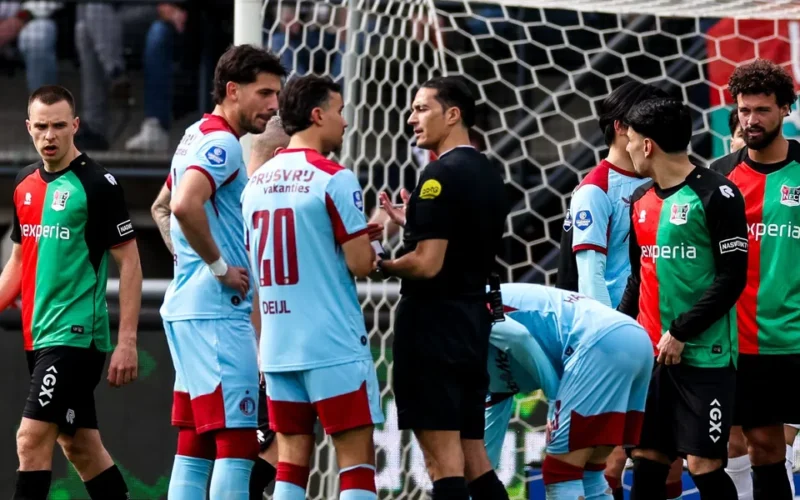 Ophef rond Gözübüyük beslissing NEC Feyenoord: Gijp verbaasd